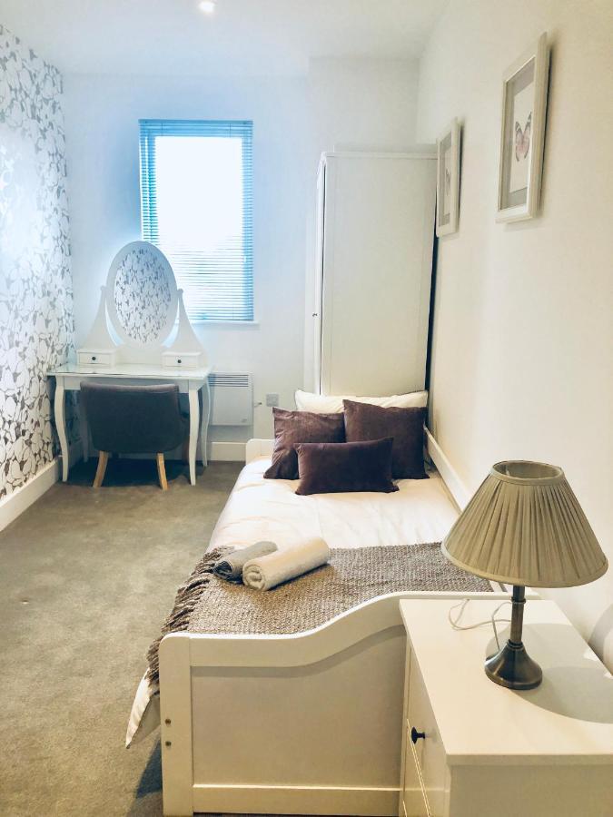 Snapos Luxury Serviced Apartment - Meridian House Μπέντφορντ Εξωτερικό φωτογραφία